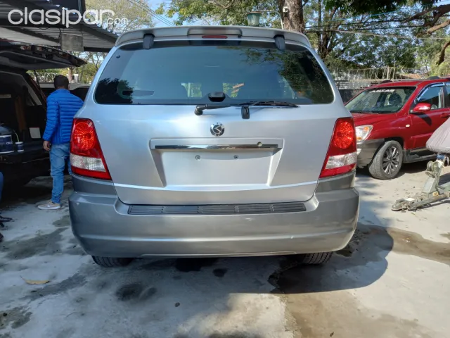 Kia Sorento 2005 — foto 6