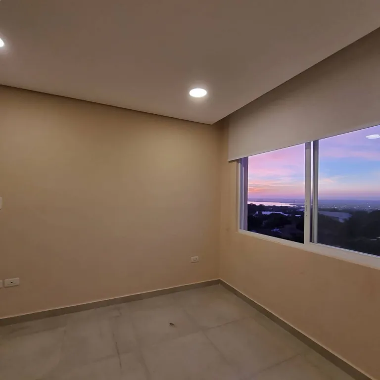 VENDO DEPARTAMENTO EN EL EDIFICIO CYRENE APARTS EN BARRIO JARA CON RENTA — foto 3