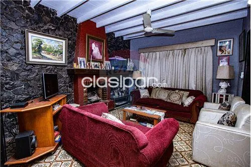 Casa de 2 plantas en Barrio Jara — foto 2