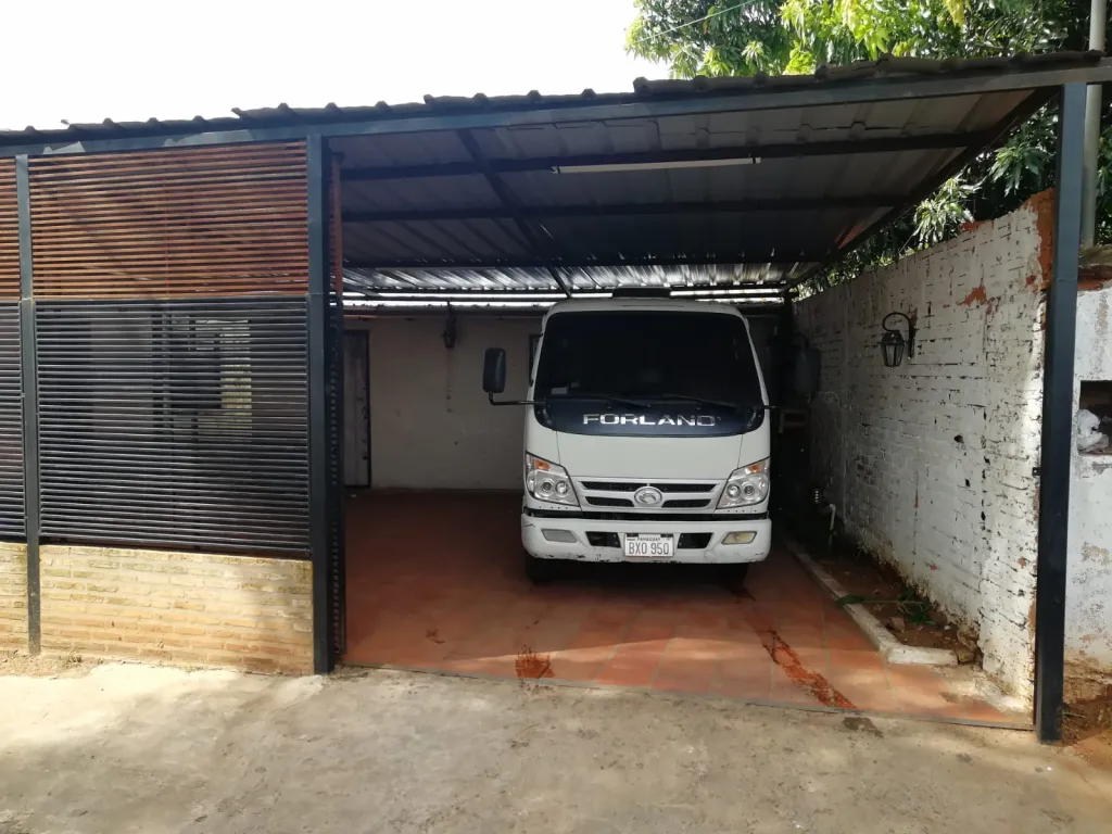 HERMOSA CASA EN LAMBARE — foto 3