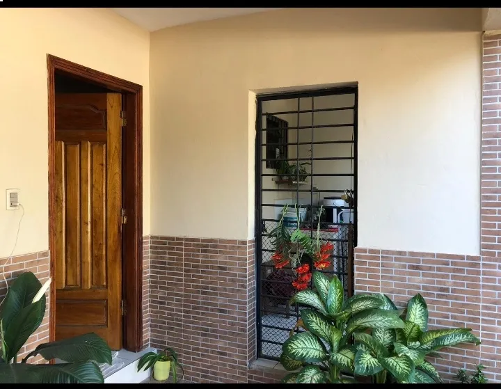 DUPLEX EN BARRIO OBRERO — foto 2