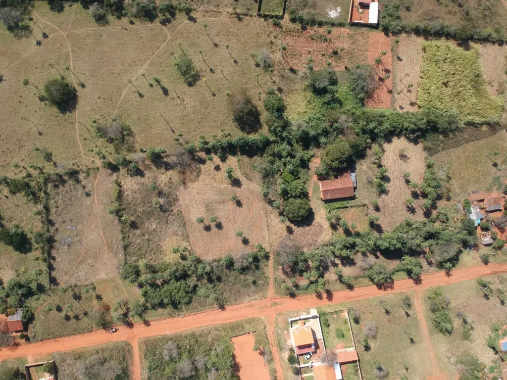 Amplio terreno en zona desarrollada — foto 3