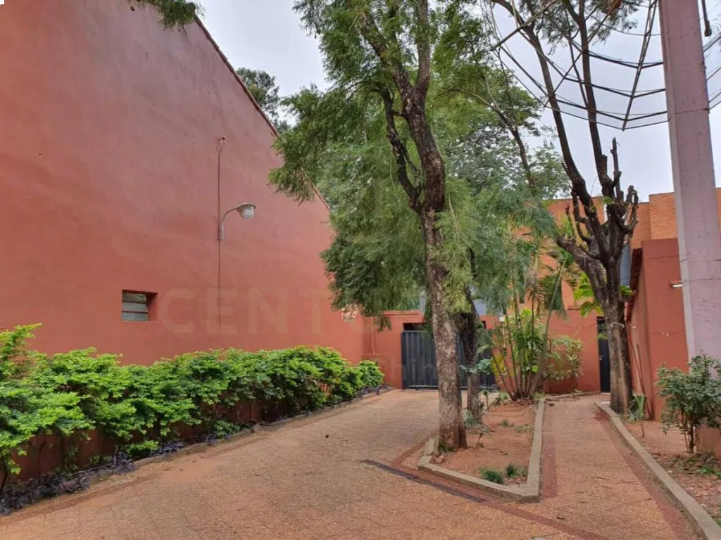 VENDO CASA - BARRIO LAS MERCEDES — foto 2