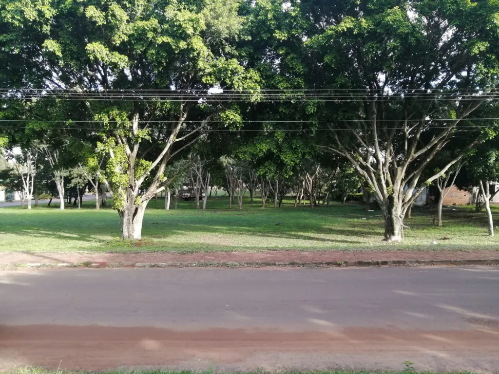 VENDO HERMOSA CASA EN PLENO CENTRO DE SAN IGNACIO MNES-PY — foto 3