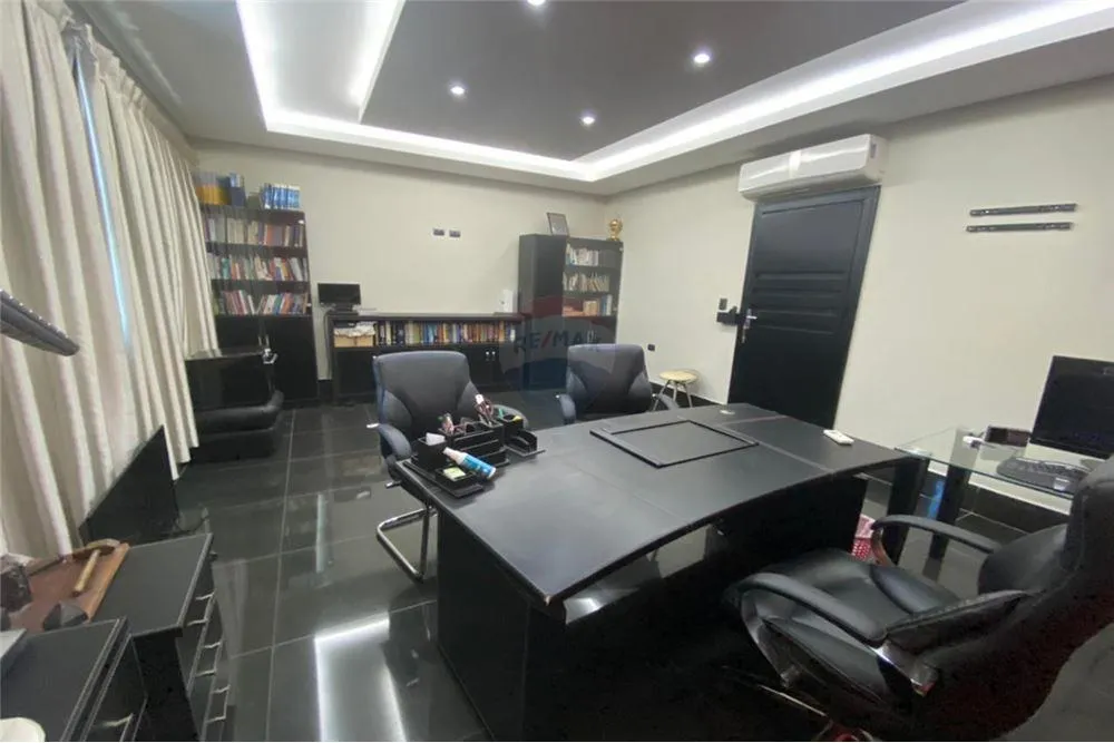 Vendo amplia y lujosa residencia en Lambaré - 340.000 USD. — foto 3