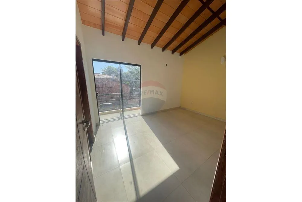 Duplex a estrenar a una cuadra de la Avda. José Felix Bogado en el barrio Obrero. — foto 2