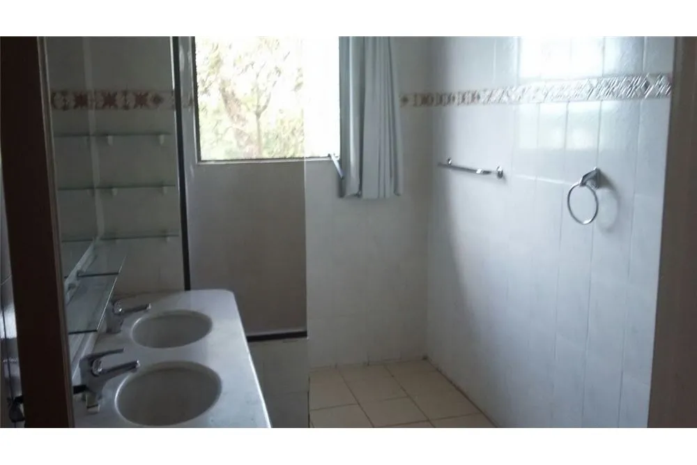 IMPONENTE CASA RESIDENCIAL CON VISTA AL RÍO PARANÁ - PARANÁ COUNTRY CLUB — foto 2