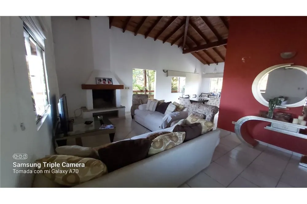 IMPONENTE CASA RESIDENCIAL CON VISTA AL RÍO PARANÁ - PARANÁ COUNTRY CLUB — foto 3