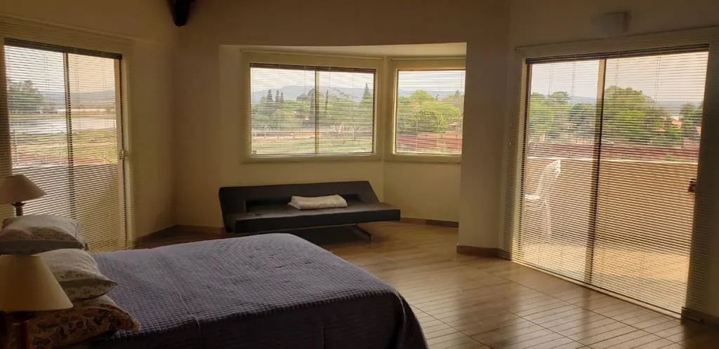 VENDO HERMOSA CASA 3 DOMITORIOS CON MUEBLES EN SAN BERNARDINO — foto 3