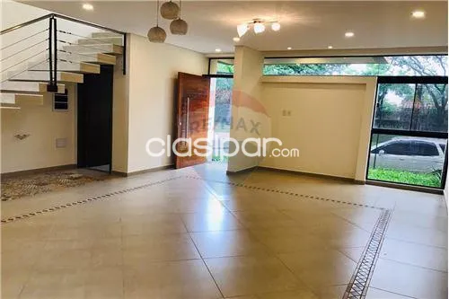 FINO Y LUJOSO DUPLEX C PISCINA - LUQUE_Bº VILLA ADELA — foto 2