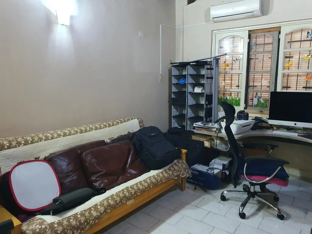 VENDO DOS PROPIEDADES. BARRIO SAN VICENTE. SALIDA DE CALLE A CALLE. COD LA — foto 3