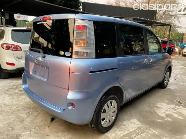 Toyota Sienta 2012 — foto 8