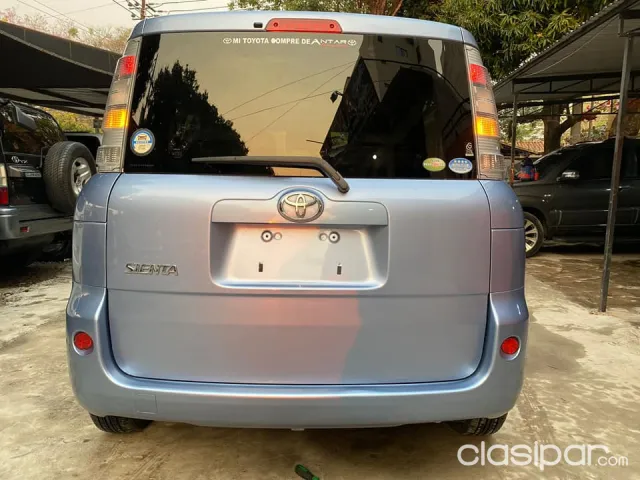 Toyota Sienta 2012 — foto 3
