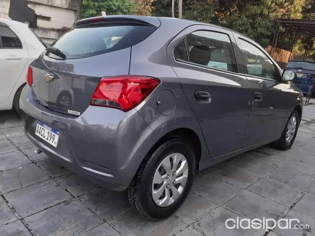 Chevrolet Ónix Joy 2020 — foto 5