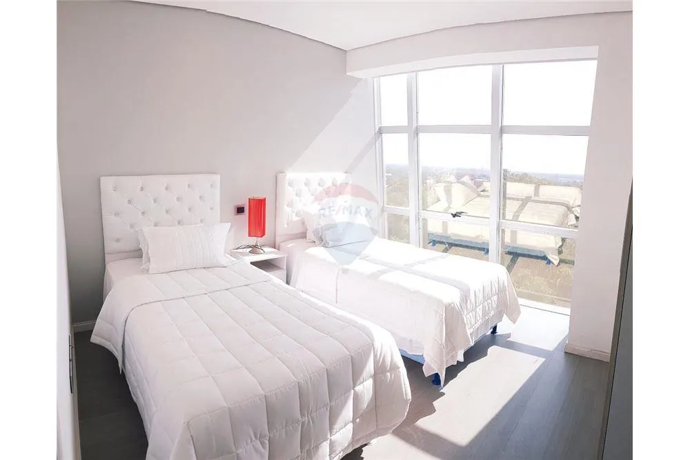 VENTA DEPARTAMENTO DE LUJO A ESTRENAR EN MBURUKUJA — foto 3