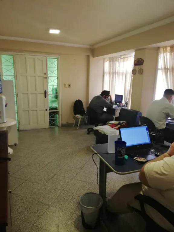 Amplio Dpto al lado del Cristo Rey — foto 2
