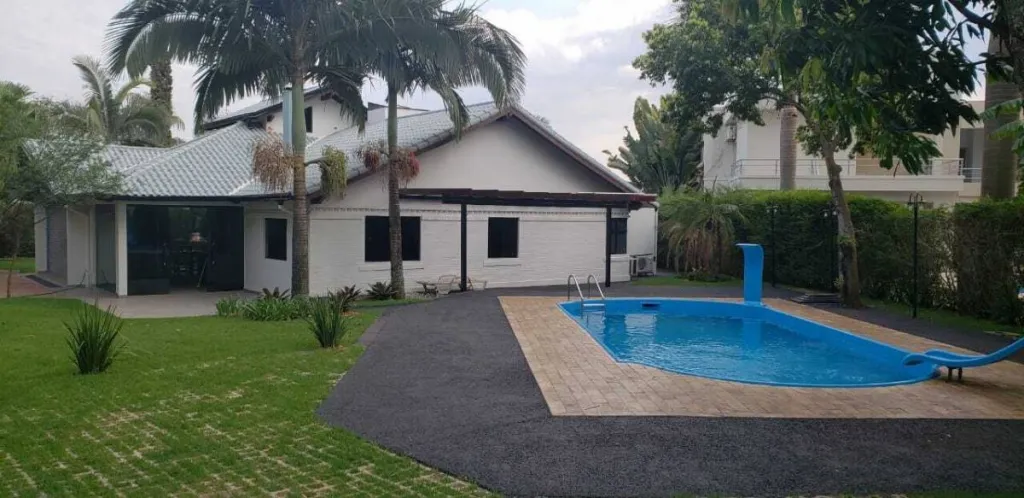 Vendo Hermosa vivienda unifamiliar en el Paraná Country Club — foto 2