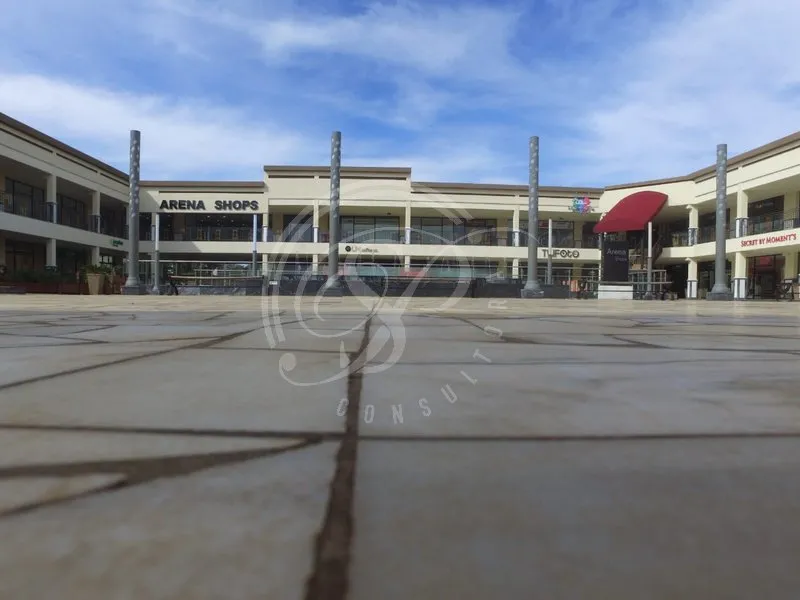 SALAS COMERCIALES EN ZONA ESTRATEGICA DE CIUDAD DEL ESTE — foto 2