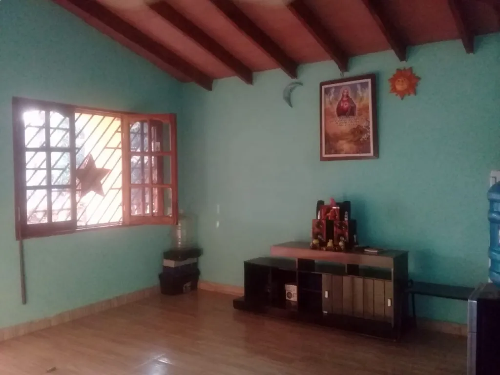VENDO CASA EN LUQUE (OFERTA) — foto 3