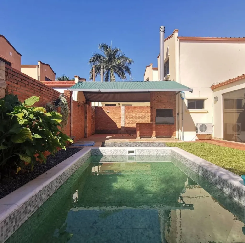 Hermosa Casa Condominio Boulevard Confederación, Luque — foto 3
