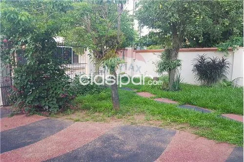 HERMOSA Y AMPLIA CASA CIUDAD DE LIMPIO (980m2) — foto 3
