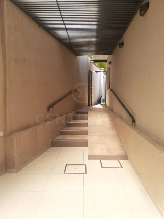 CASA EN VENTA EN EL BARRIO MBURICAO - ASUNCIÓN — foto 2