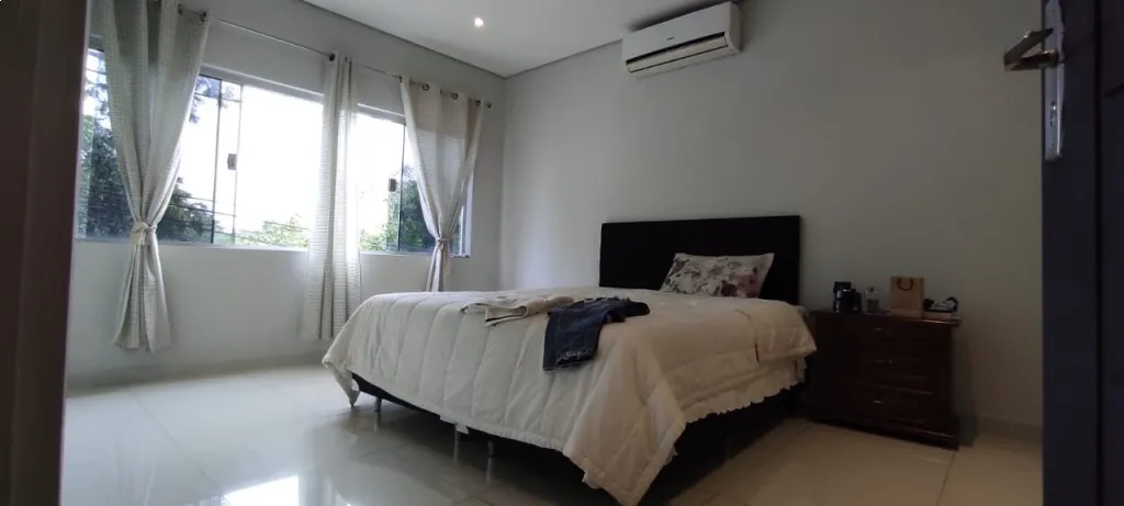VENDO FINO DUPLEX a estrenar a pasos de la Muni de Lambaré — foto 2