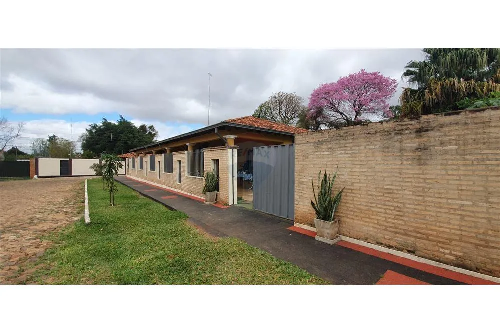 VENDO HERMOSA CASA EN LUQUE - YCUA DURE — foto 3