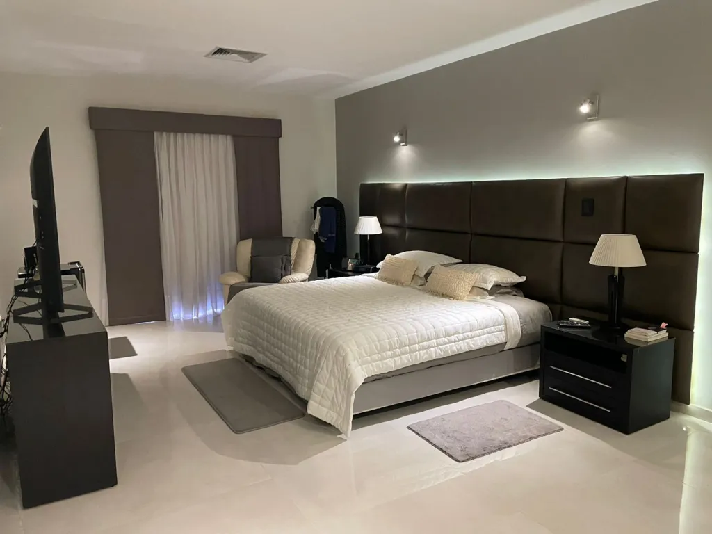 LA GAELRIA YKUA SATÍ: 1.475M2 – RESIDENCIA PREMIUM, 4 DORMIT, AMPLIO JARDÍN. — foto 2