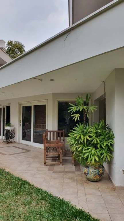 AMPLIA VIVIENDA FAMILIAR EN BARRIO MCAL ESTIGARRIBIA — foto 3