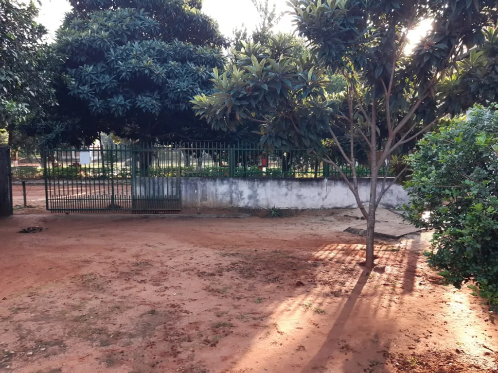VENDO EN CAPÍATÁ, FRENTE A EX CAPSA, CASA DE 2 PLANTAS( A 150 m DE RUTA 2). — foto 2