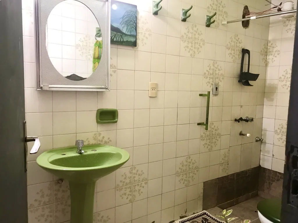 Vendo casa en Lambare con varios dptos. — foto 3