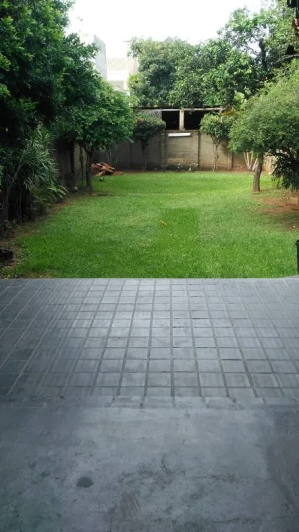 SE ALQUILA HERMOSA CASA EN BARRIO LOS LAURELES — foto 2