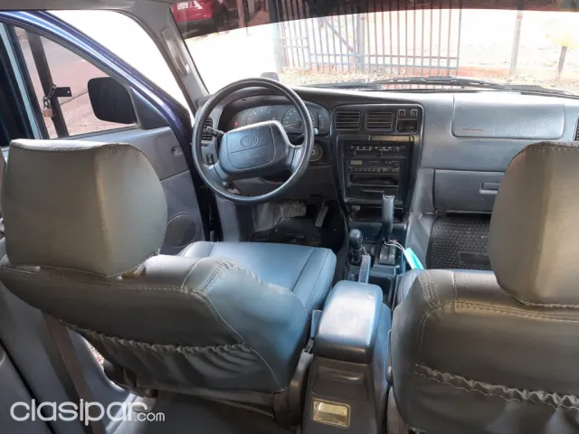 Toyota Hilux Surf 1997 — foto 3