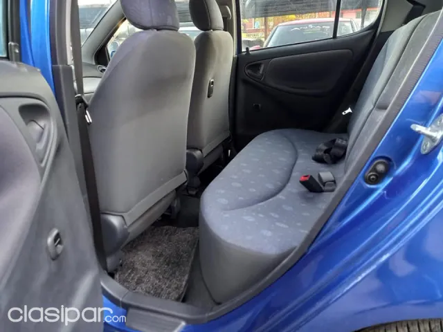 Toyota Vitz 2002 — foto 4