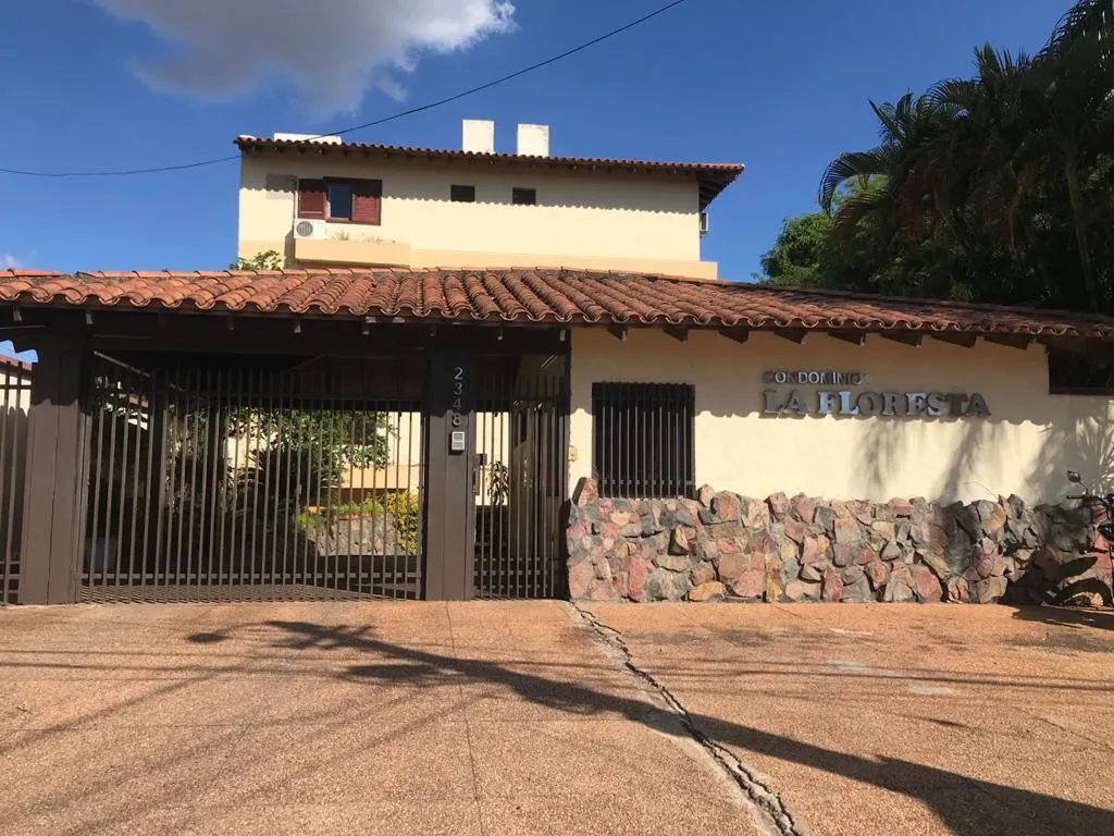 VENDO DEPARTAMENTO EN CONDOMINIO LA FLORESTA - BARRIO REPUBLICANO - ASUNCIÓN. — foto 2