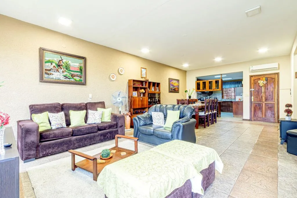 VENDO RESIDENCIA EN FERNANDO ZONA SUR — foto 2