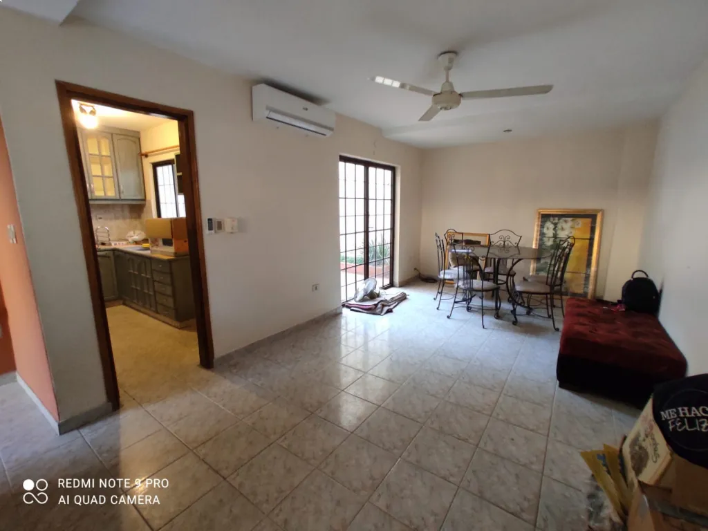 HERMOSO DUPLEX EN LAMBARE — foto 2