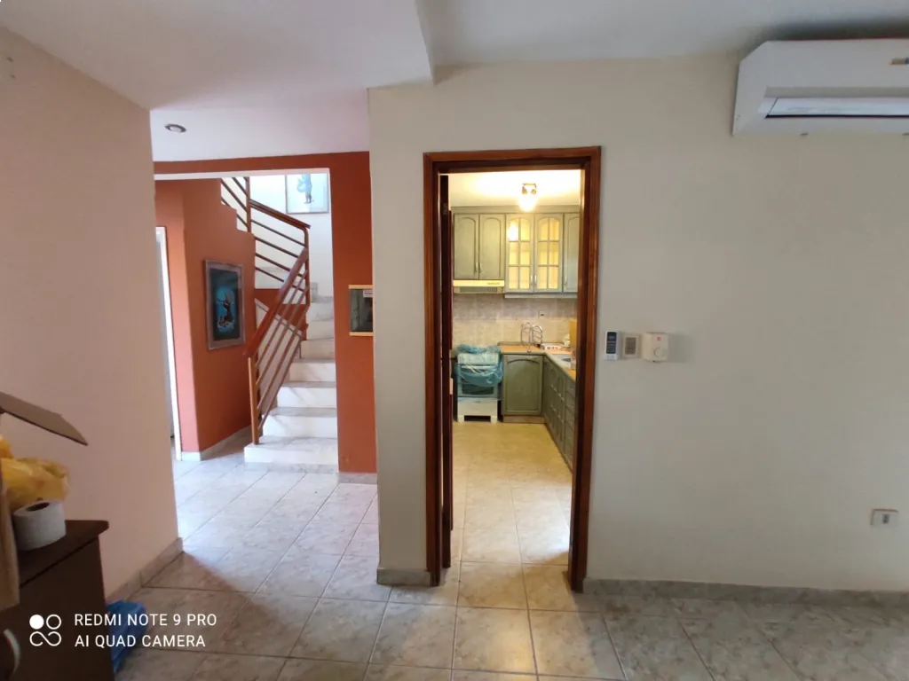 HERMOSO DUPLEX EN LAMBARE — foto 3