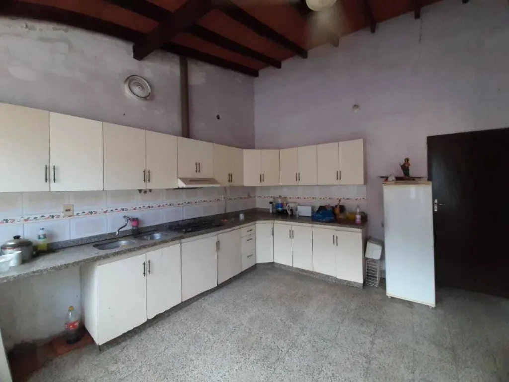 VENTA CASA BARRIO PRIMAVERA -LUQUE — foto 3