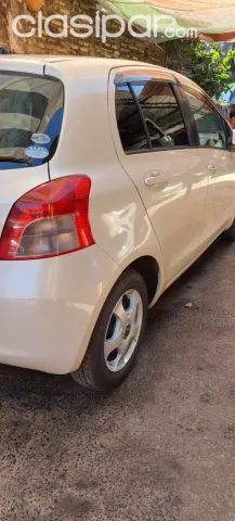 Toyota Vitz 2006 - foto 2