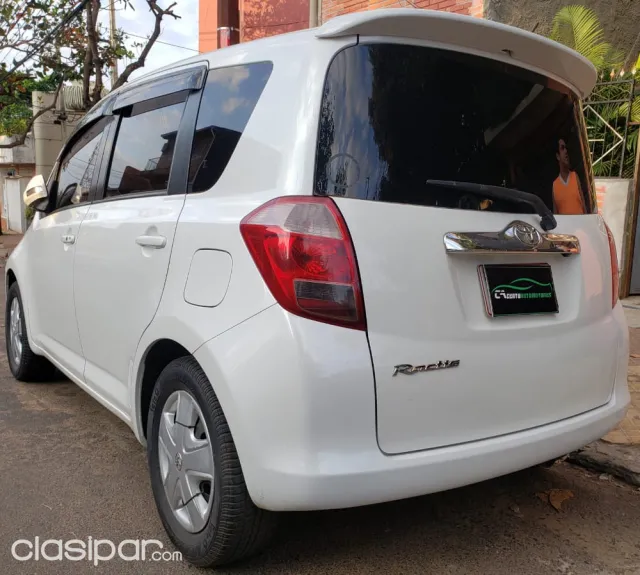 Toyota Ractis 2006 - foto 2