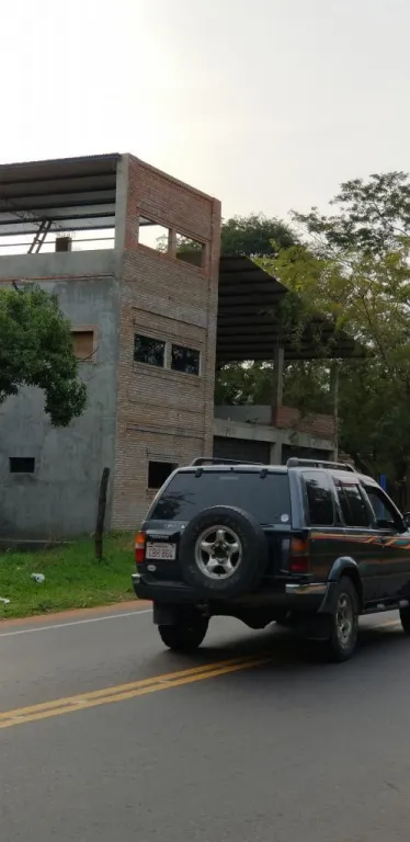 2 Has. en San Antonio con importante construcción en 3 niveles y patio de campo virgen — foto 3