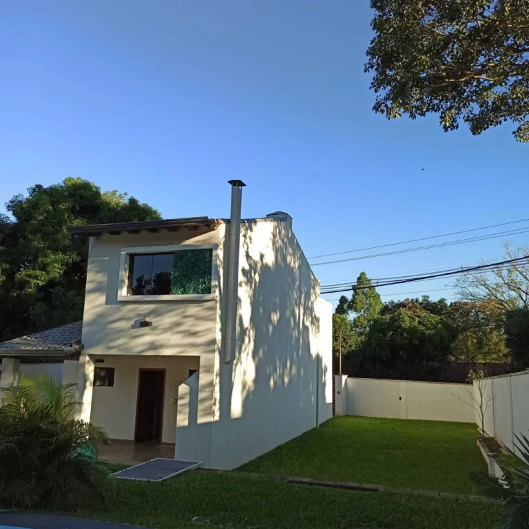 ¡VENDO HERMOSA CASA! AVDA. LAS RESIDENTAS DE LUQUE — foto 3