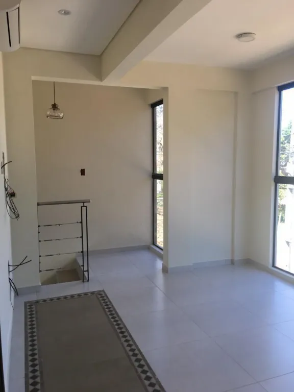 Alquilo Duplex Luque Villa Adela — foto 3