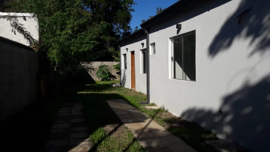 VENDO CASA A ESTRENAR EN LUQUE. A 5 MINUTOS DE AVIADORES DEL CHACO — foto 3