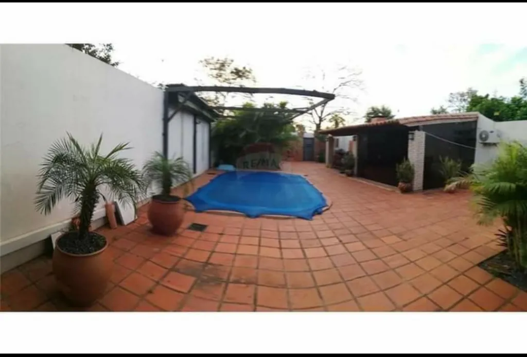 Amplia casa en LUQUE!!! — foto 3