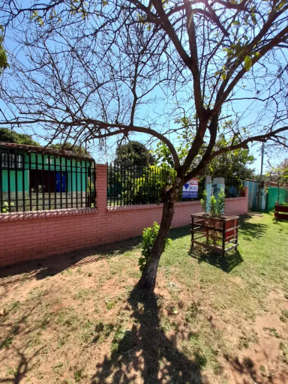 VENDO CASA EN YPACARAI- BARRIO SAN BLAS — foto 3