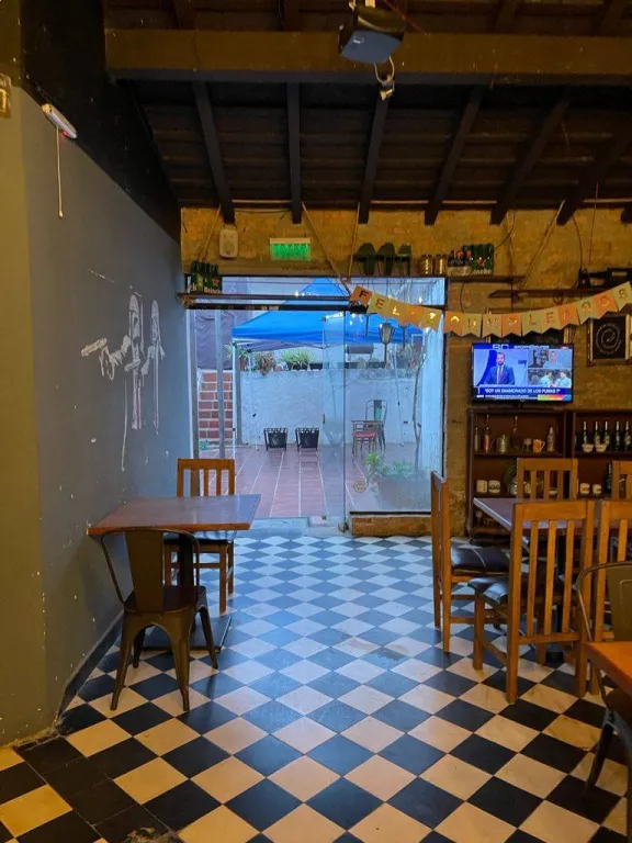 Local comercial sobre Av, España — foto 3