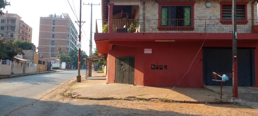 VENDO ESTA CASA EN ESQUINA — foto 3